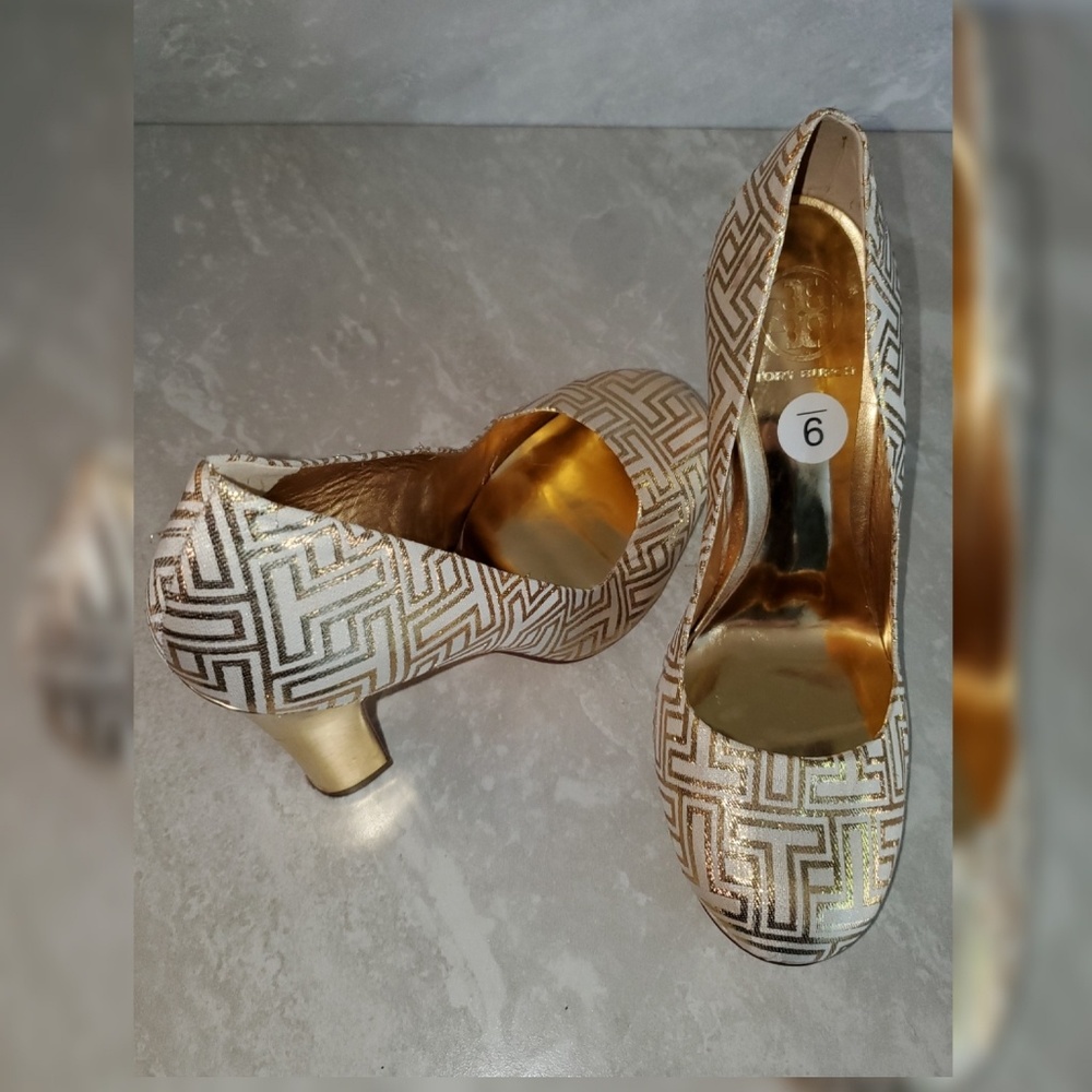 Tory Burch gold heels, size 9!